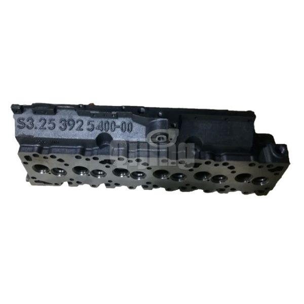 Cummins 6BT Cylinder head 3934747 - Image 3